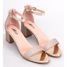 Costello zlatne sandale na petu zlatni 1