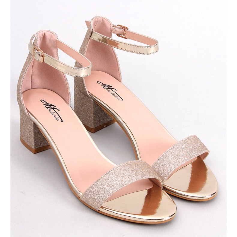 Costello zlatne sandale na petu zlatna 1