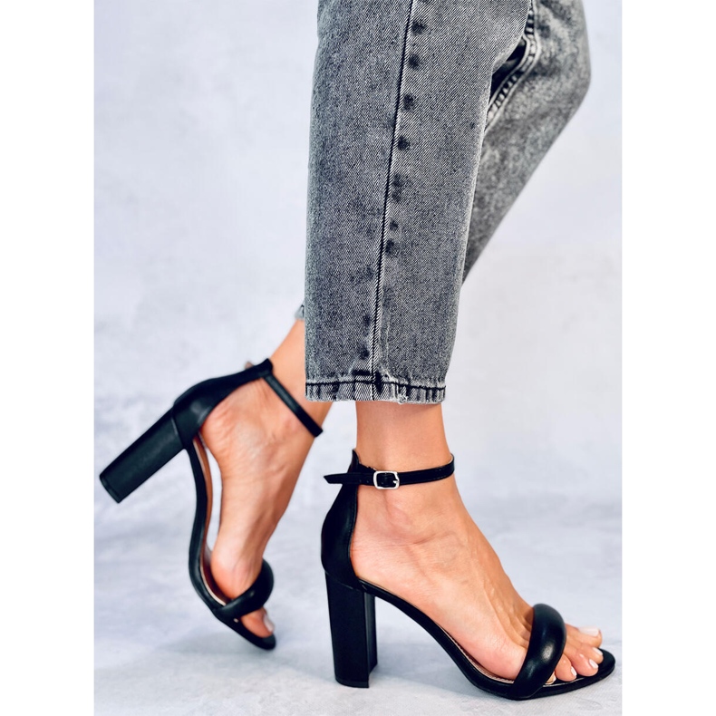 Jonah crne sandale na petu crna 1