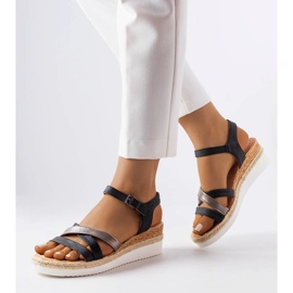 Crne sandale na klin od Ridenour crna 1