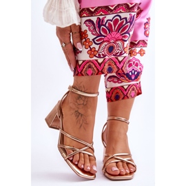 FB2 Moderne Felisa ružičasto zlatne sandale na visoku petu zlatni 1