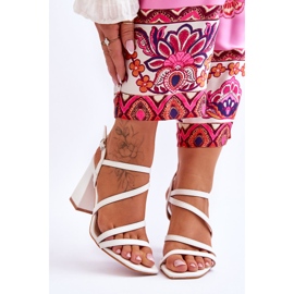 Kožne sandale na bijelu Florentina petu bijela 1