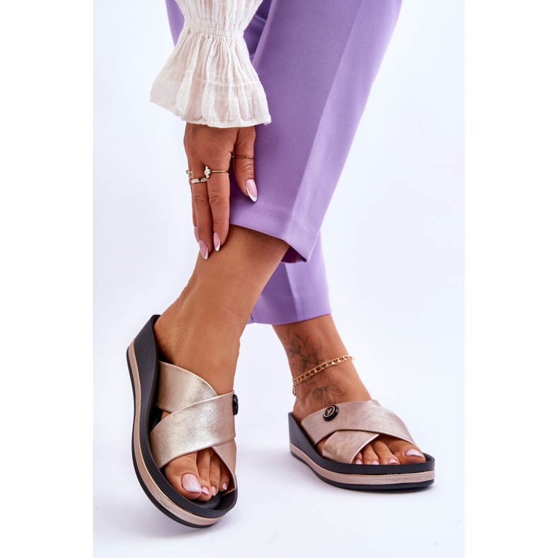 Vinceza Ženske zlatne Brooklyn ukrašene papuče s platformom zlatna 2