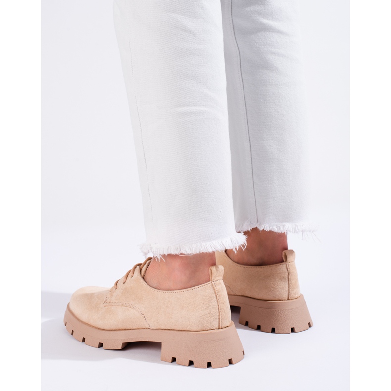 Crne cipele s debelim potplatom iz Sheloveta crna 1