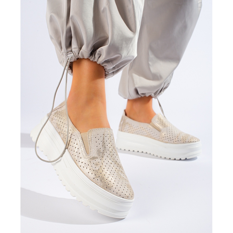 Ženske kožne natikače na zlatne cipele Shelovet zlatna 2