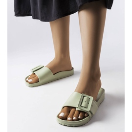 Zelene gumene klizače s kopčom iz Nelma zelena 1