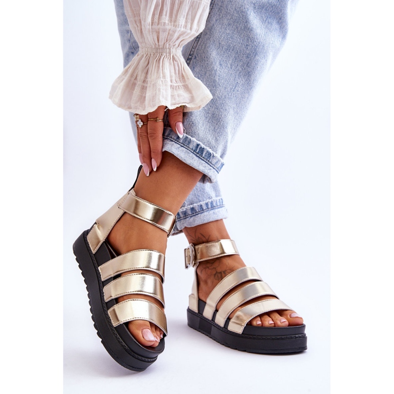 FM1 Sandale na masivnoj platformi Golden Lisbon zlatni 2