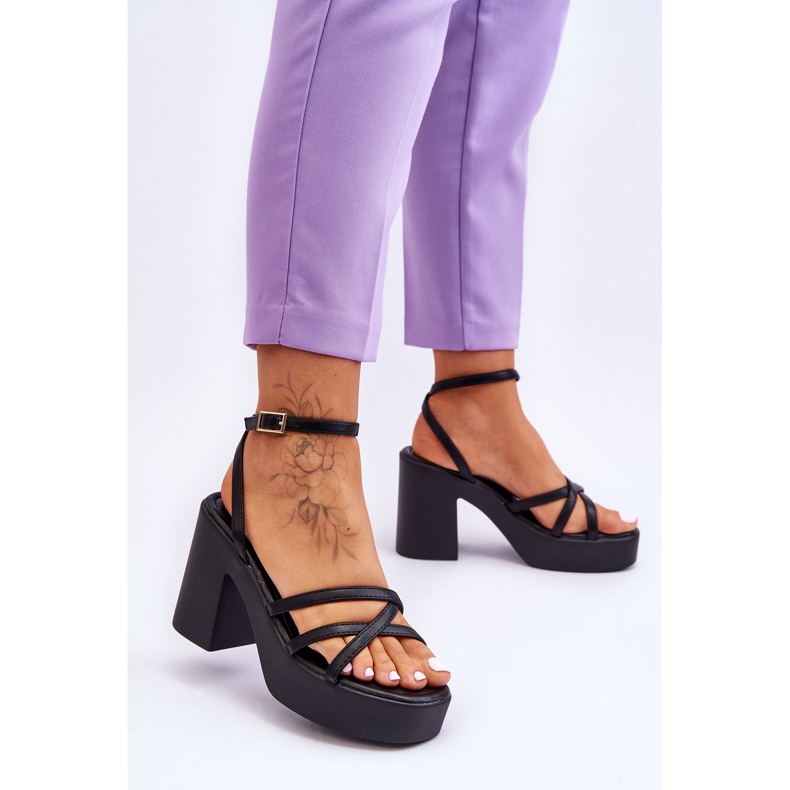 FS1 Moderne crne Shemira sandale s petom i remenčićima crna 2