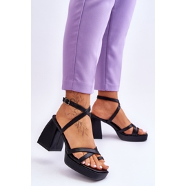 FS1 Moderne štikle i crne sandale s platformom crna 2
