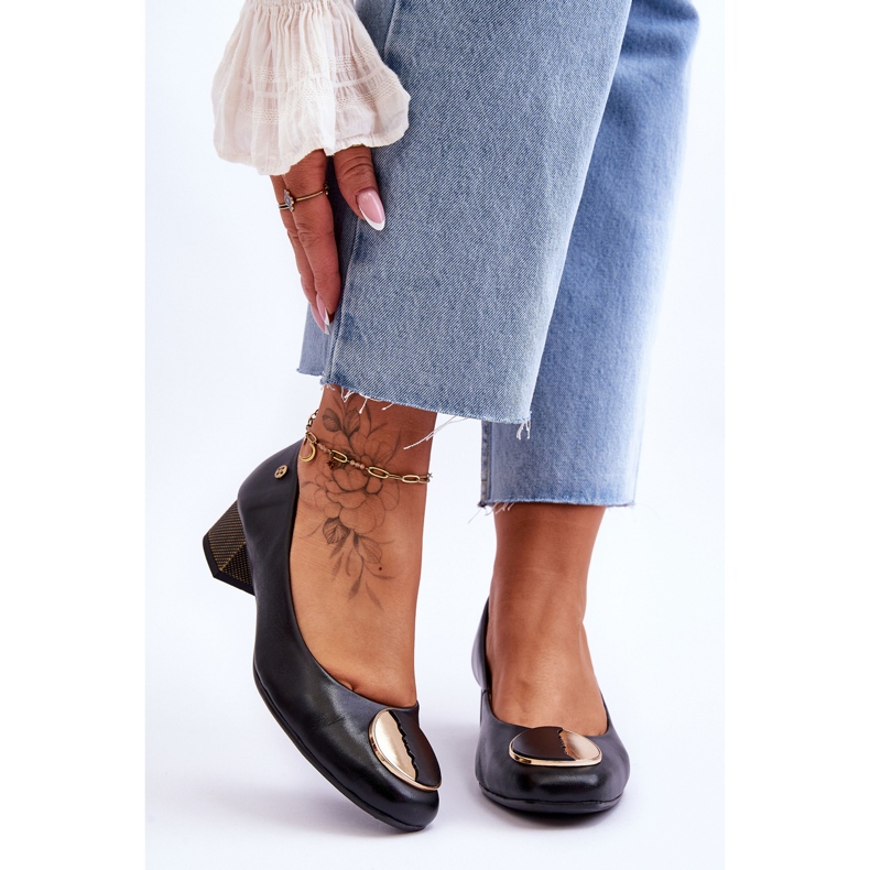 Kožne cipele na nisku petu Maciejka 05960-01 crne crna 1