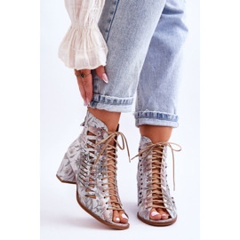 Kožne otvorene čizme Maciejka 04040-11 Bijele bijela 1