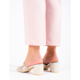 Bež ažurne mule na stupu iz Sheloveta 1