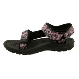 Crne ženske sportske sandale s čičkom News 23SD11-5630 crno 3