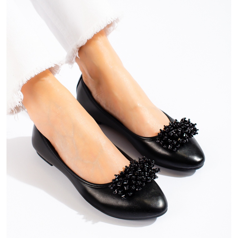 W. Potocki Ženske crne balerinke s bisernim ukrasom marke Potocki crna 2