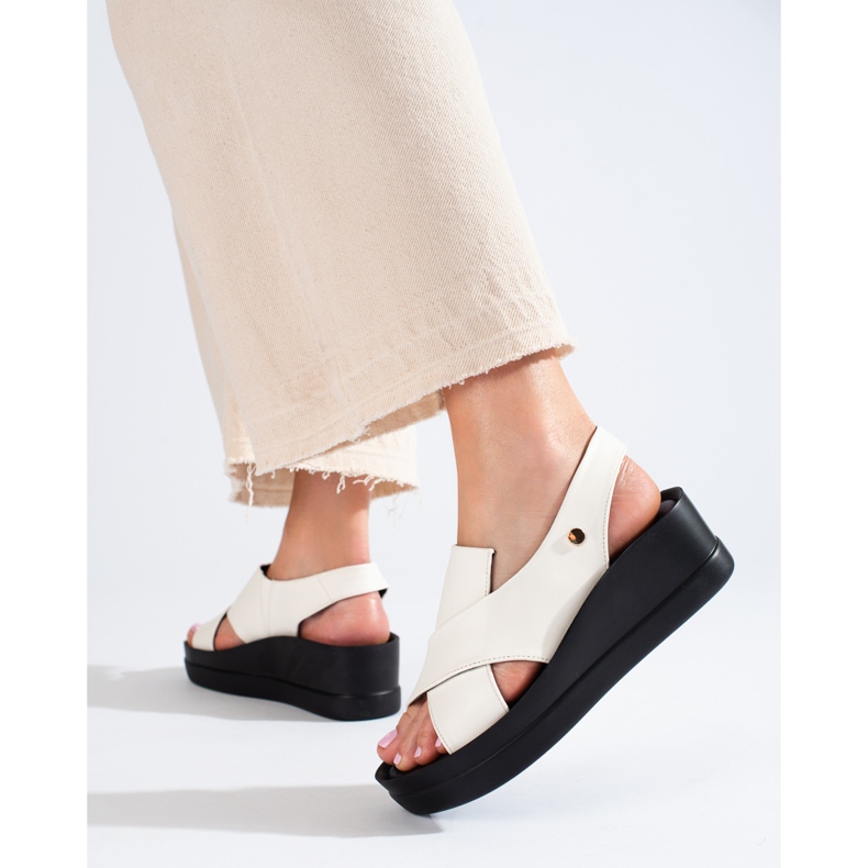 Ženske sandale na klin Shelovet bijele boje bijela 1