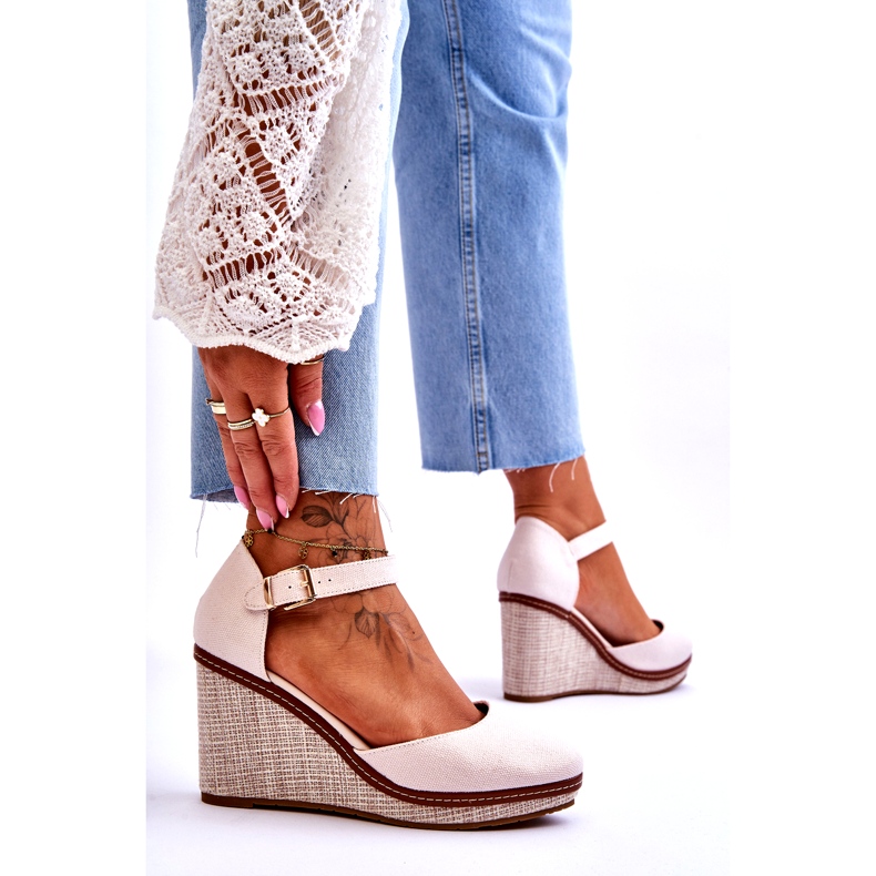 PS1 Ženske klasične sandale na klin, bež malani 4