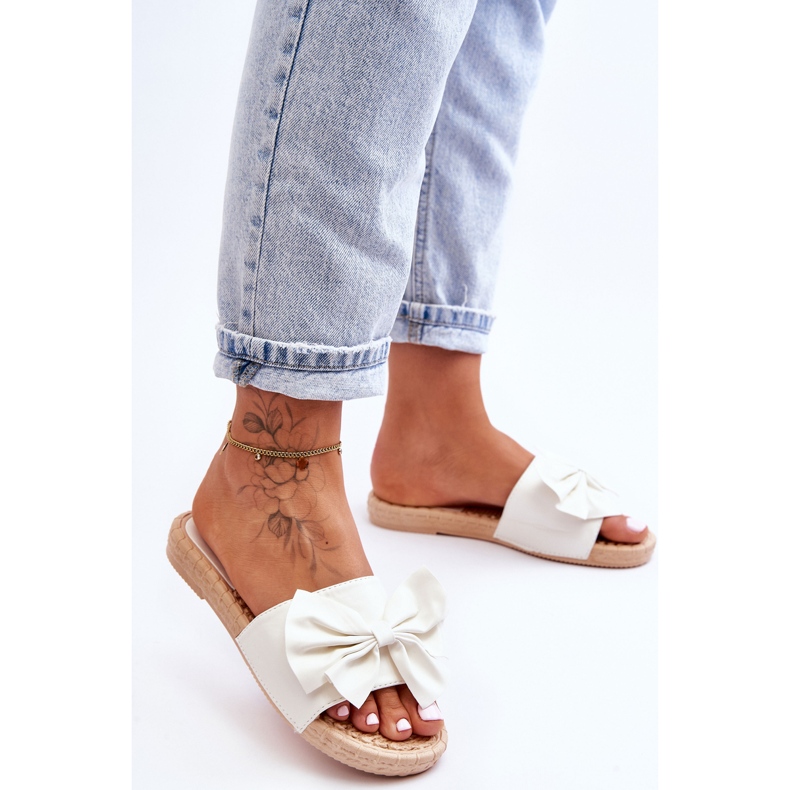 FK1 Moderne ženske papuče s bijelom Estera mašnom bijela 2